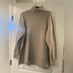 H&M Beige Oversized Turtleneck Sweater
